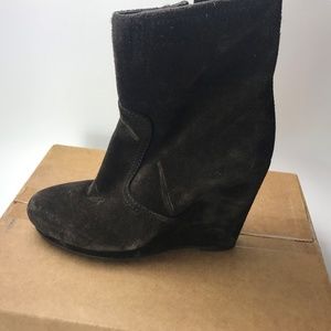 Prada (3TZ058) Side Zip Boots Brown Suede Size 5.5